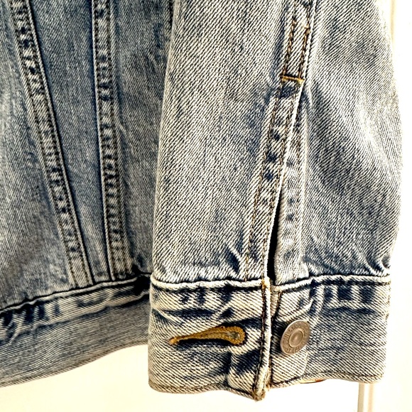 NEW Levi oversized denim jacket - Picture 8 of 11